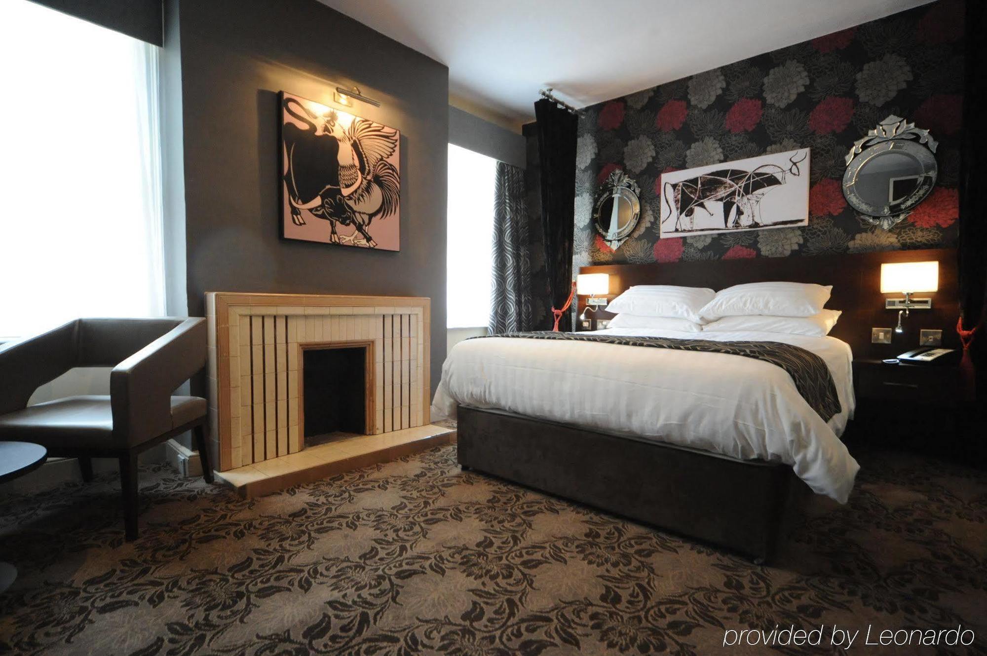 The Bull Hotel Стоуни Стратфорд Экстерьер фото