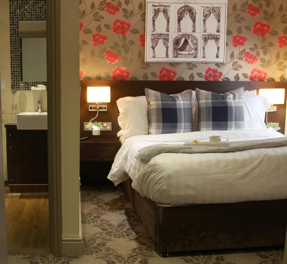 The Bull Hotel Стоуни Стратфорд Экстерьер фото