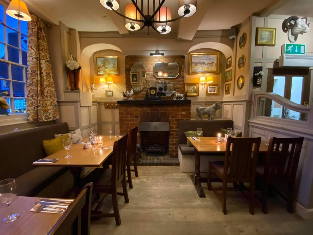 The Bull Hotel Стоуни Стратфорд Экстерьер фото